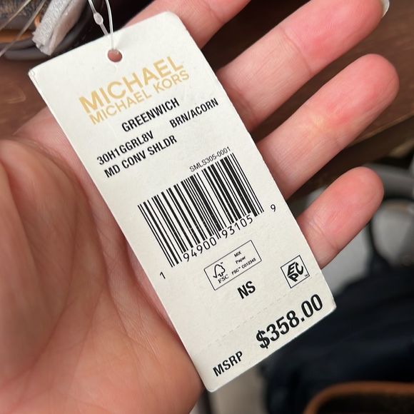 Michael Kors MD shoulder bag - Picture 13 of 16